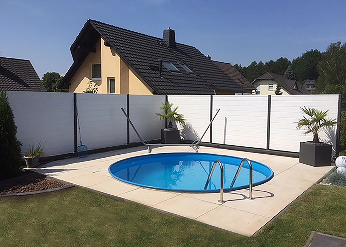 Sichtschutz für Pools