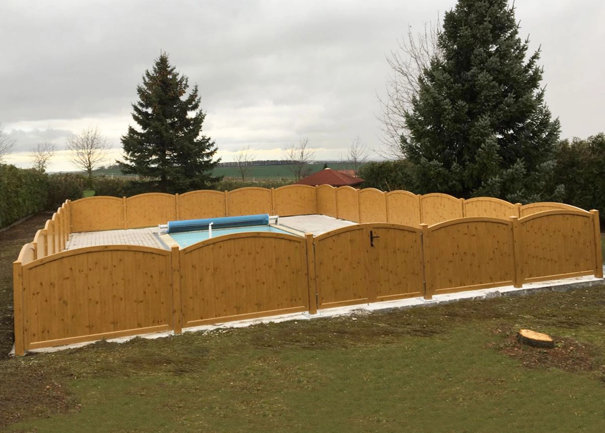 Sichtschutz für Pools