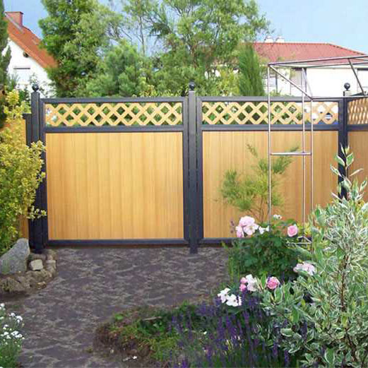 Sichtschutz im Garten in Holzoptik Bergkiefer und Anthrazit mit Rankgitter Terrassen Sitzecken