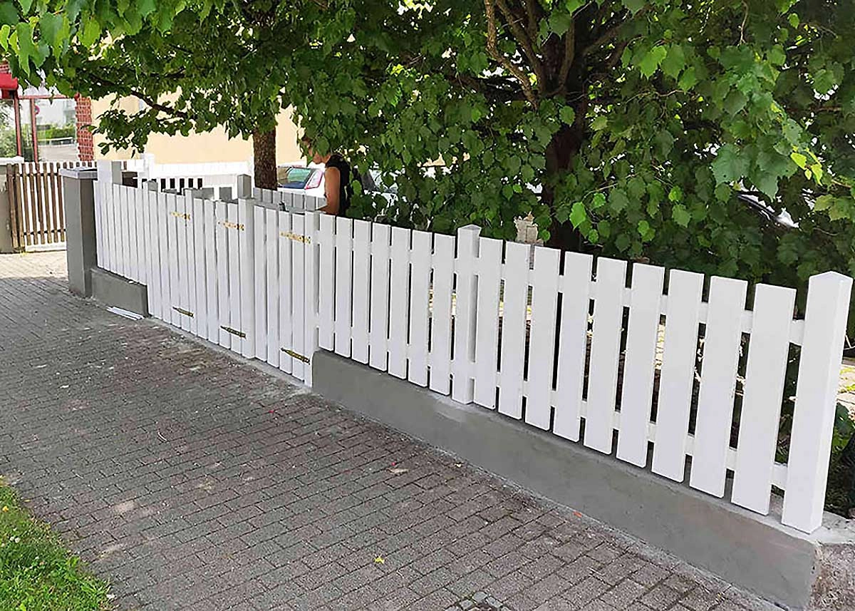 Gartenzaun Mit Tur