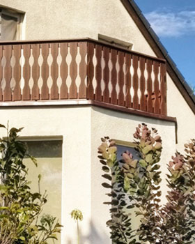 Balkonprofile Balkongeländer aus hochwertigen Fenster-Kunststoff PVC